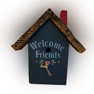 Vintage Grandmacore Wooden Heart Birdhouse